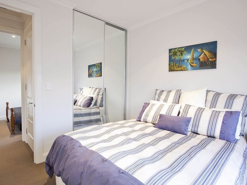 25 Sunlake Place, Tennyson SA 5022