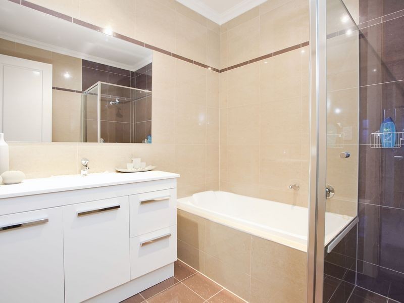 25 Sunlake Place, Tennyson SA 5022