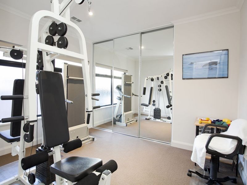 25 Sunlake Place, Tennyson SA 5022