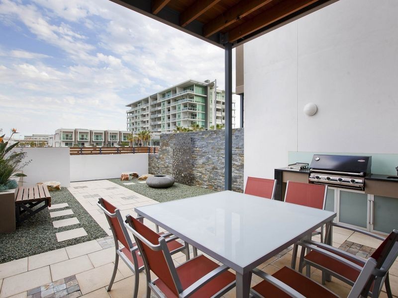 18 Pilla Avenue, New Port SA 5015