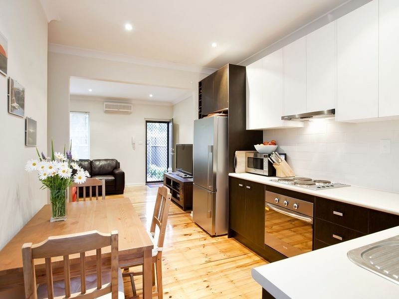 2/2 Torrens Avenue, West Hindmarsh SA 5007