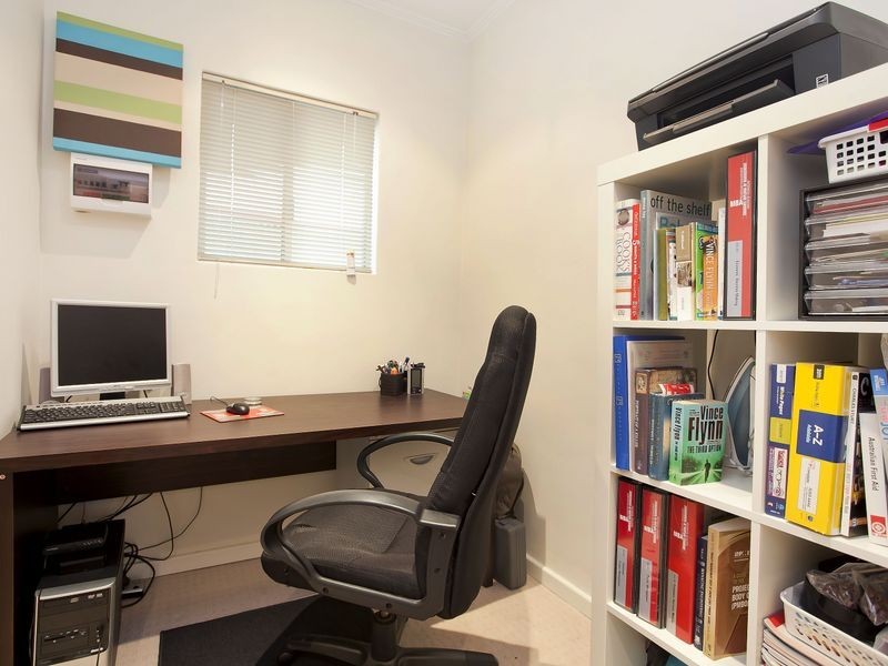 2/2 Torrens Avenue, West Hindmarsh SA 5007