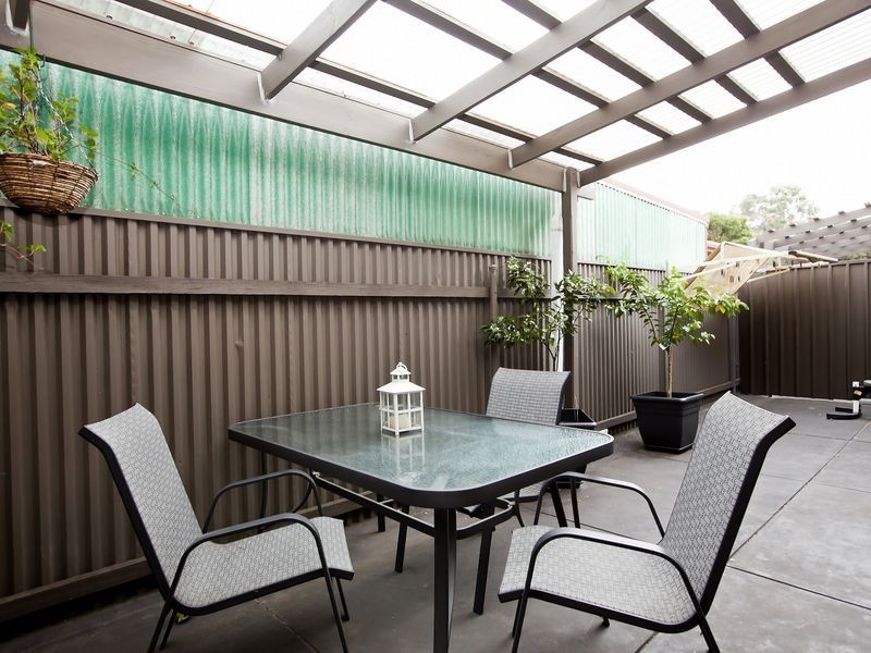 2/2 Torrens Avenue, West Hindmarsh SA 5007