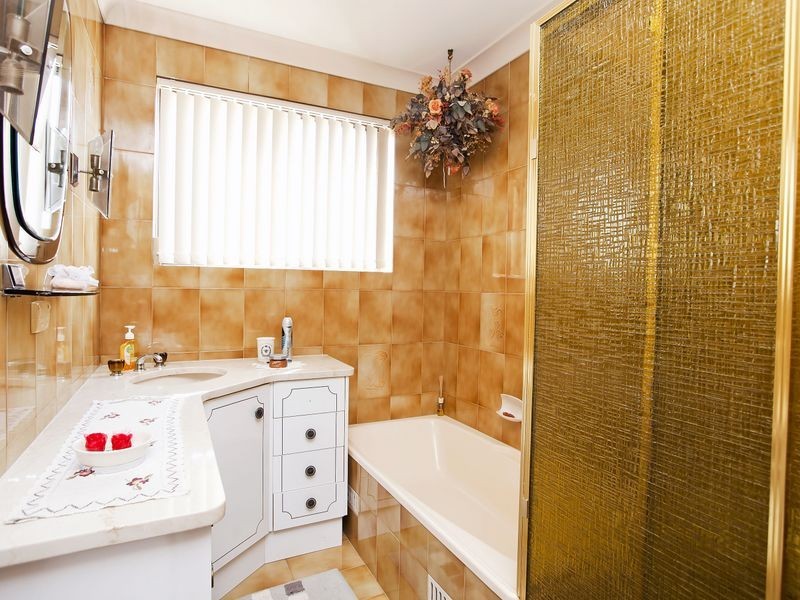 10 Toledo Court, Gulfview Heights SA 5096