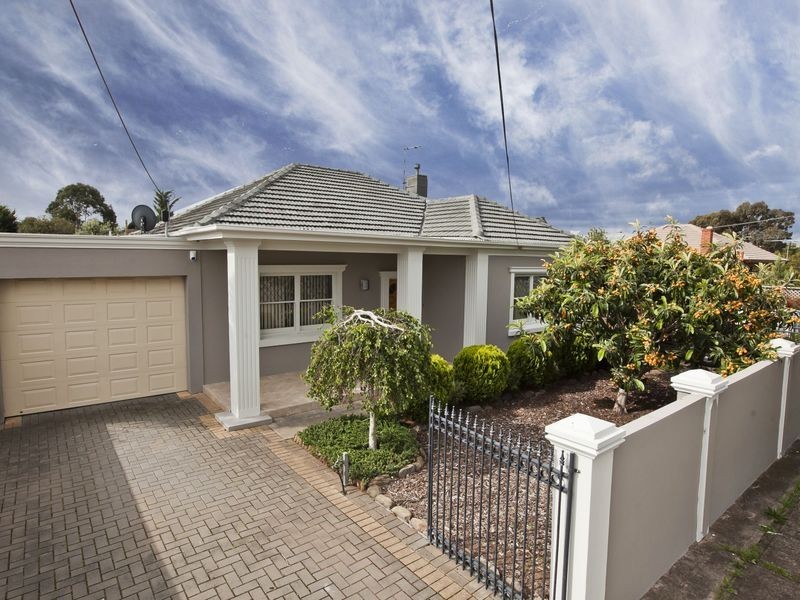 15 Mitchell Street, Seaton SA 5023