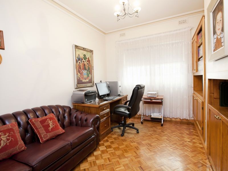 15 Mitchell Street, Seaton SA 5023