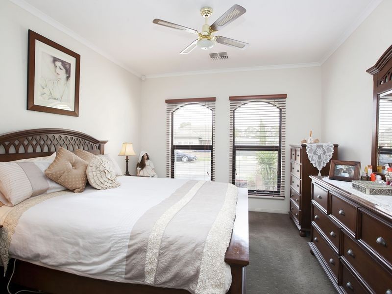 14 Crighton Avenue, Royal Park SA 5014