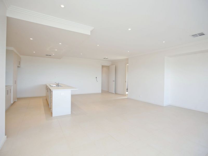 7 Coker Place, Blakeview SA 5114