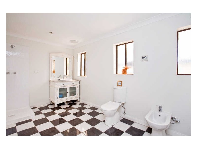 7 Greenfield Crescent, West Lakes Shore SA 5020