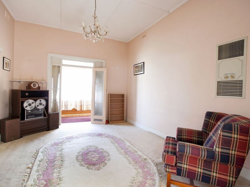 8 Neptune Terrace, Rosewater SA 5013
