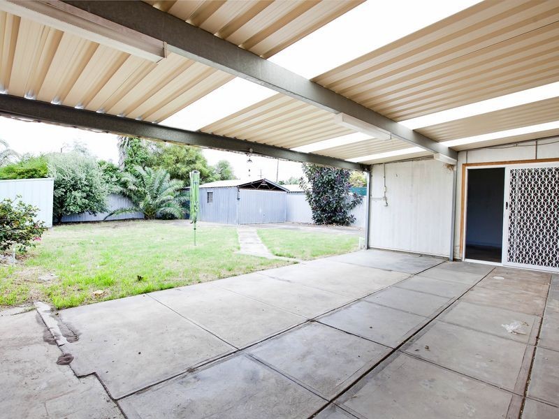 75 Moldavia Walk, Osborne SA 5017