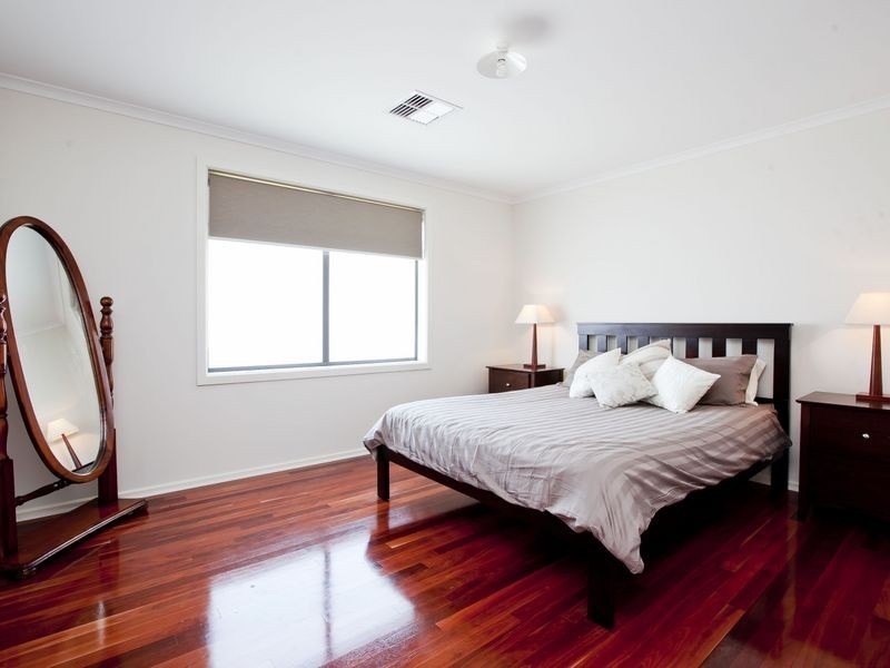 8 Waller Court, Largs North SA 5016