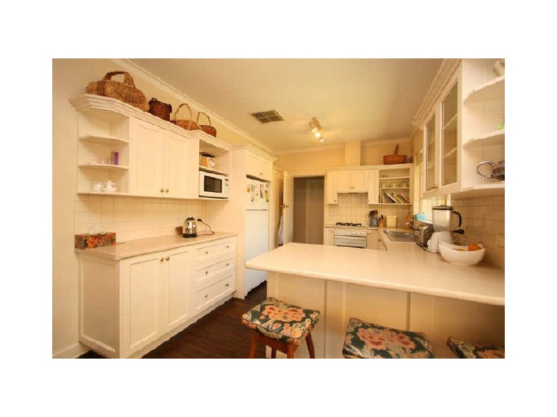 23 Samuel Street, Fulham SA 5024