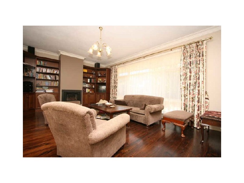 23 Samuel Street, Fulham SA 5024