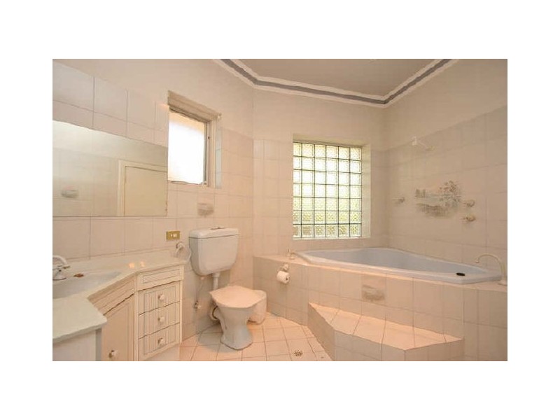 23 Samuel Street, Fulham SA 5024