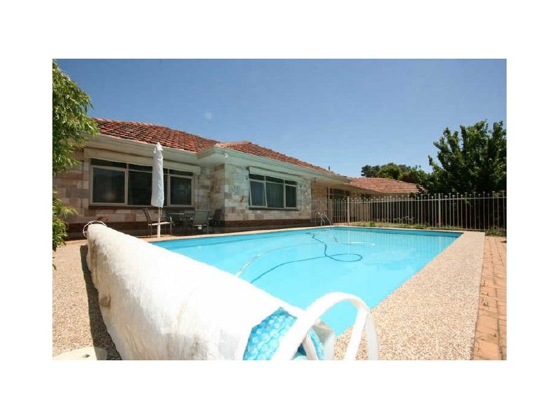 23 Samuel Street, Fulham SA 5024