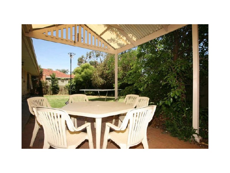 23 Samuel Street, Fulham SA 5024