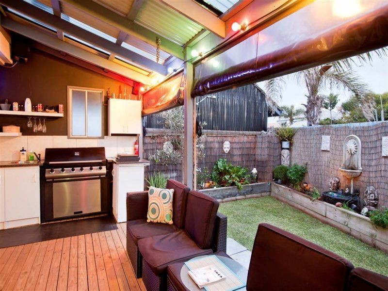 135 Gulf Point Drive, North Haven SA 5018