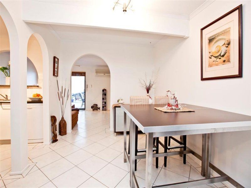 135 Gulf Point Drive, North Haven SA 5018