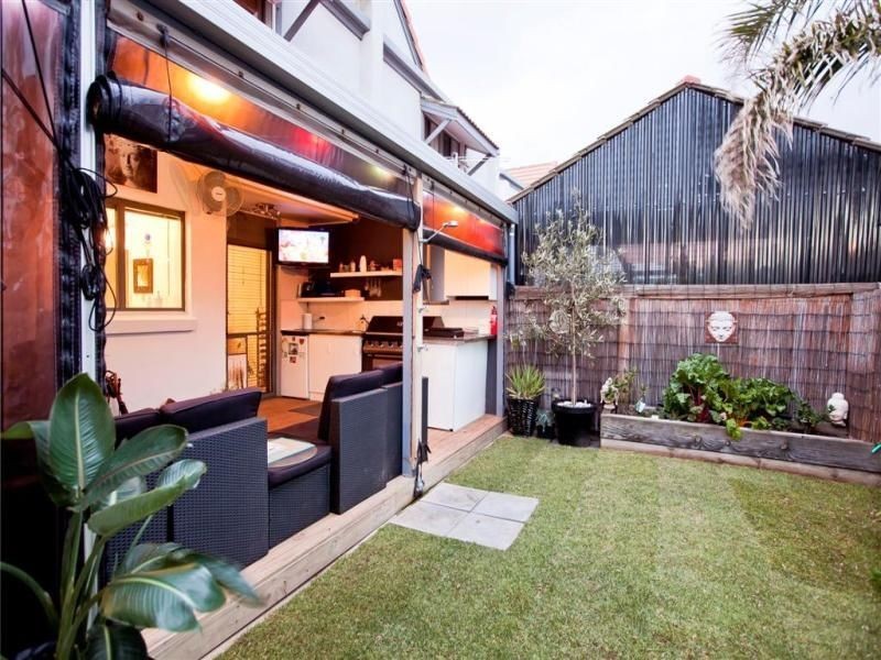 135 Gulf Point Drive, North Haven SA 5018