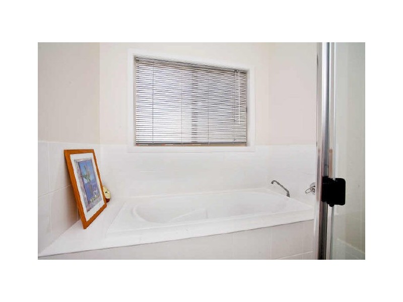 2 Amos Way, Royal Park SA 5014