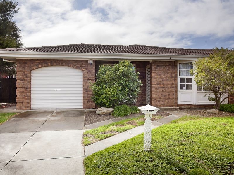 2/2 Hansen Court, West Lakes Shore SA 5020