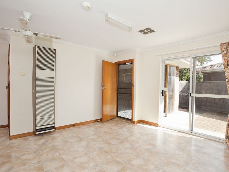 2/2 Hansen Court, West Lakes Shore SA 5020