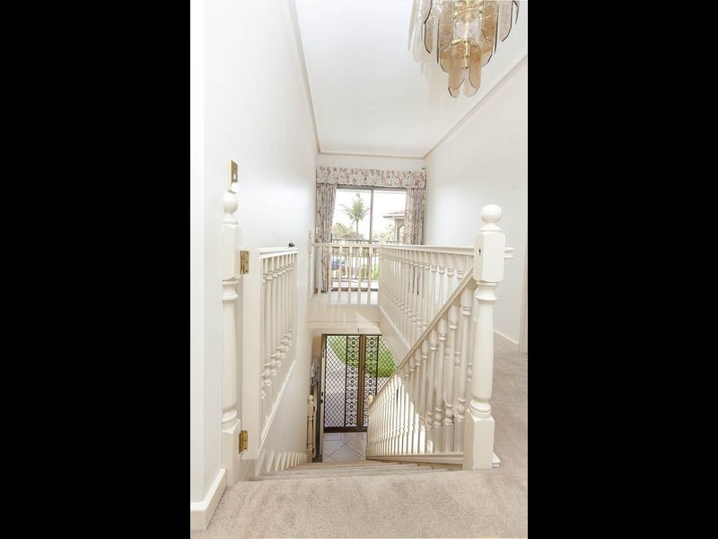 12 Roder Avenue, Kidman Park SA 5025