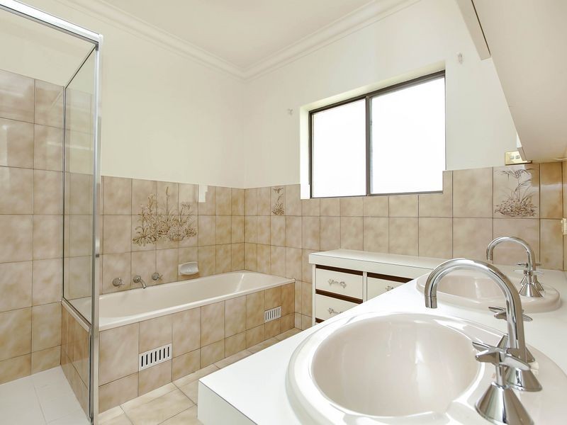 12 Roder Avenue, Kidman Park SA 5025