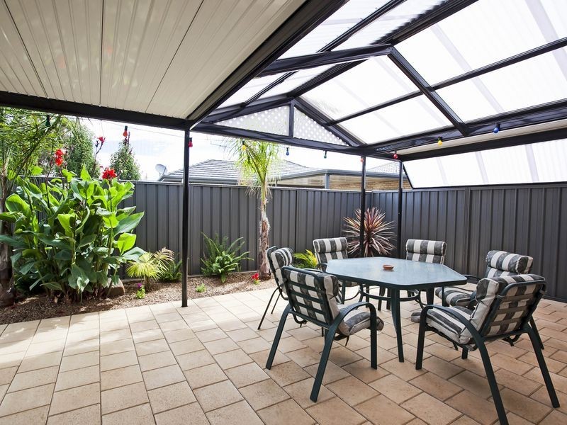 8d Fidock Avenue, Seaton SA 5023