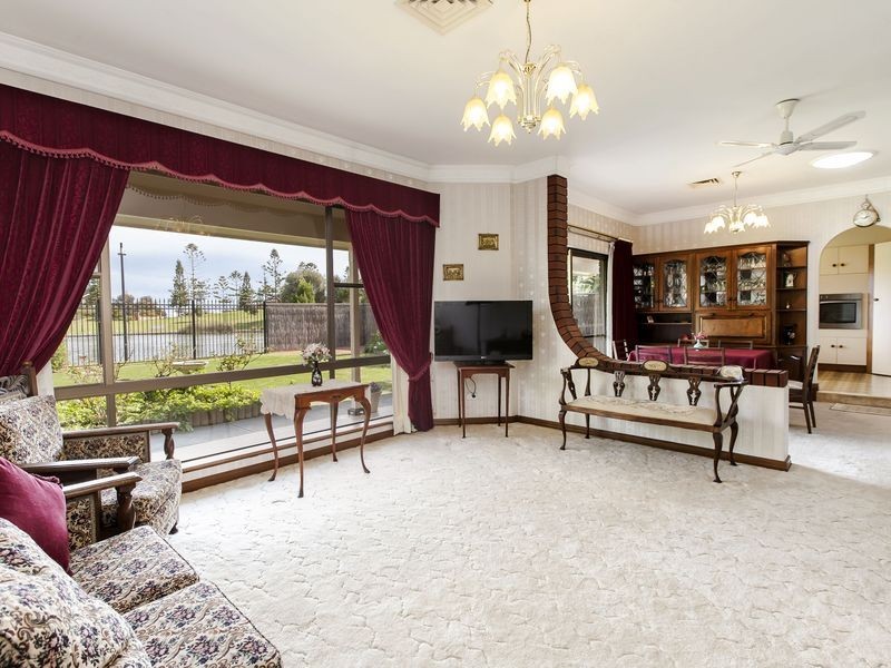 27 Blue-Sails Court, West Lakes SA 5021