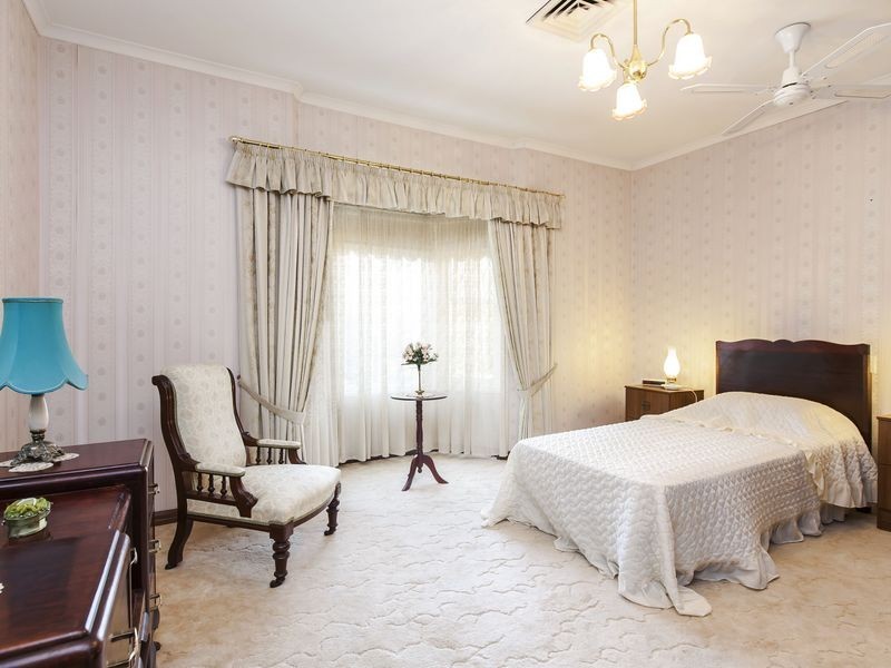 27 Blue-Sails Court, West Lakes SA 5021