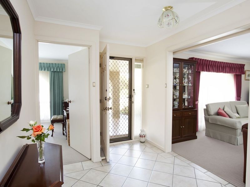 2 Dame Pattie Circuit, West Lakes SA 5021