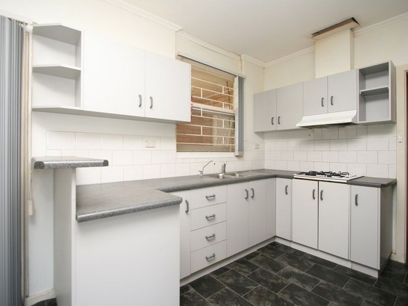 35 Seaton Terrace, Seaton SA 5023