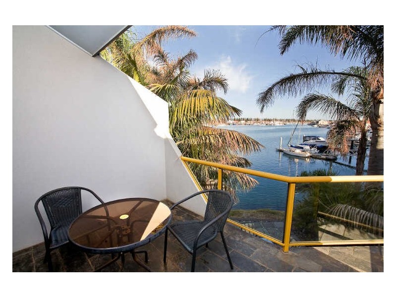 6/4 Constellation Court, North Haven SA 5018