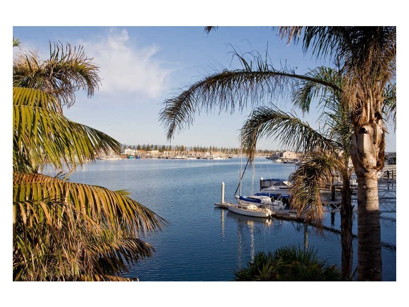 6/4 Constellation Court, North Haven SA 5018