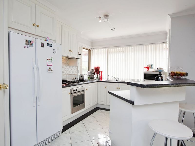35 Saddle Crescent, Walkley Heights SA 5098