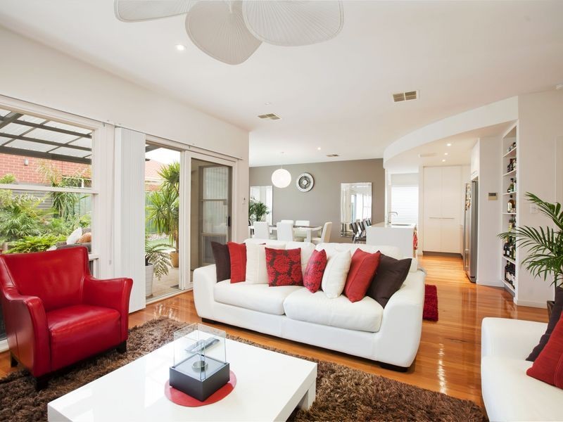 22 Yarle Street, Mawson Lakes SA 5095