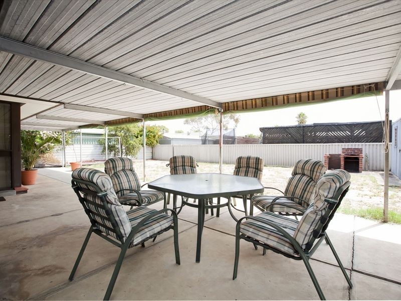 7 Thomson Crescent, North Haven SA 5018