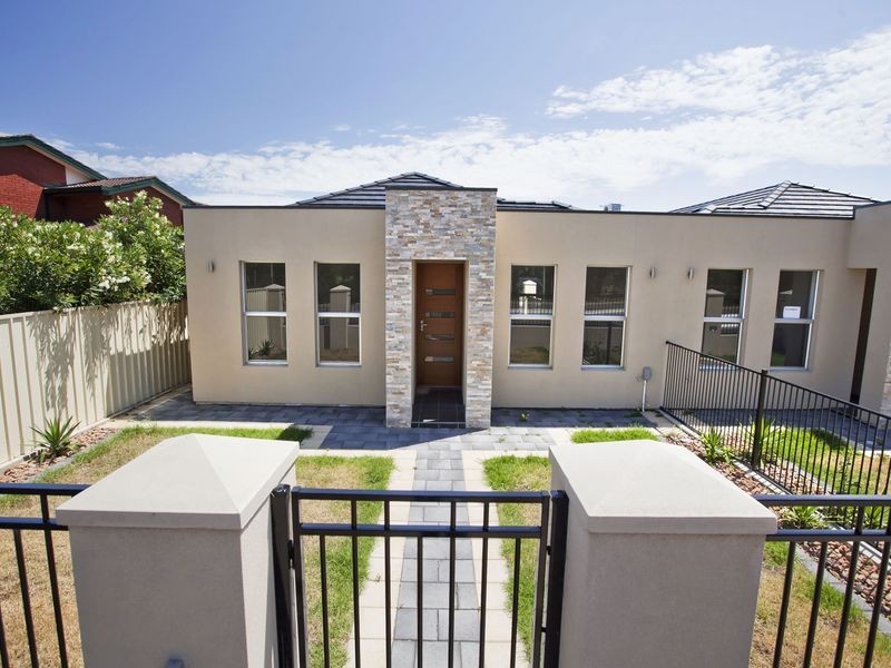 Unit 2/212 Trimmer Parade, Seaton SA 5023