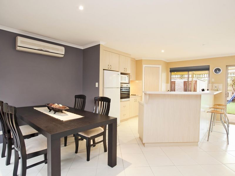 4 Mawson Close, Tennyson SA 5022