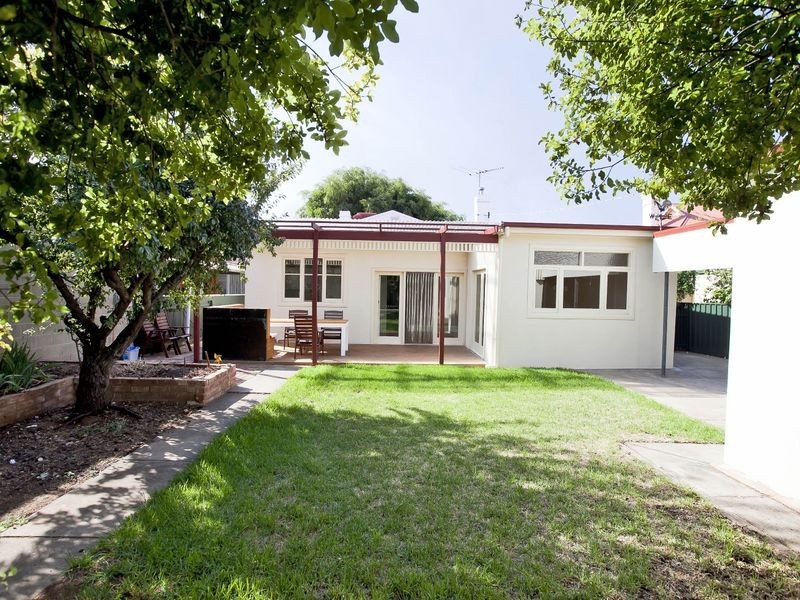 5 Koonga Avenue, Prospect SA 5082