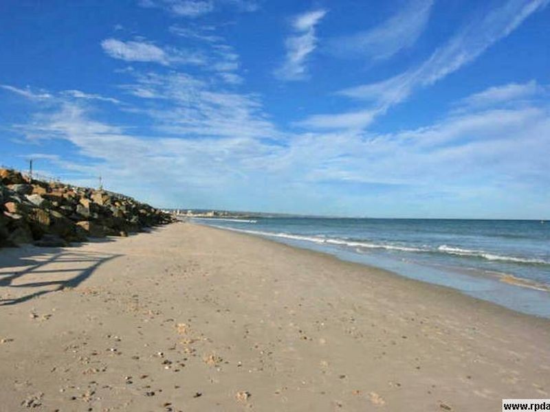 11/23 Military Road, West Beach SA 5024