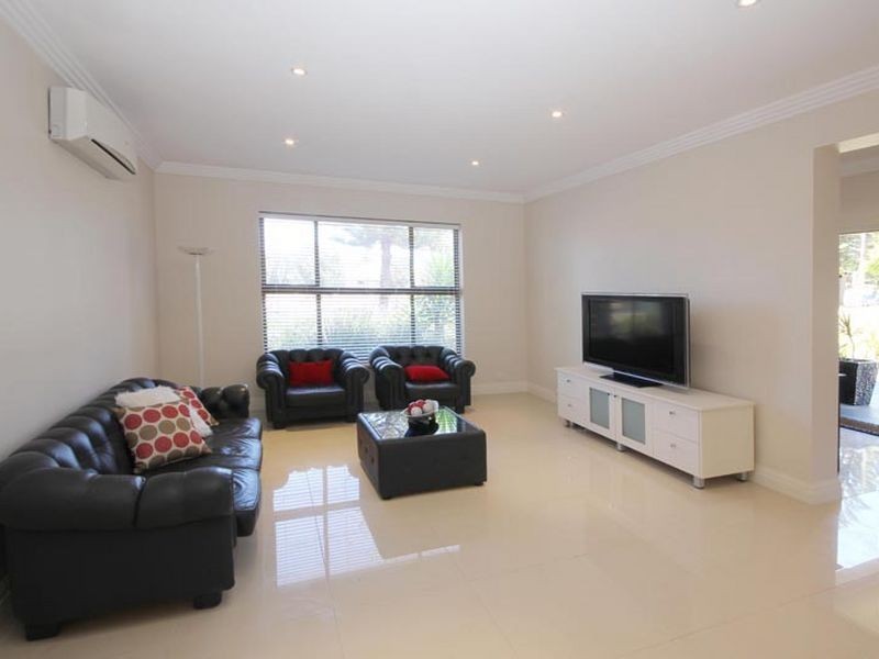 2 Sir Ross Smith Avenue, North Haven SA 5018