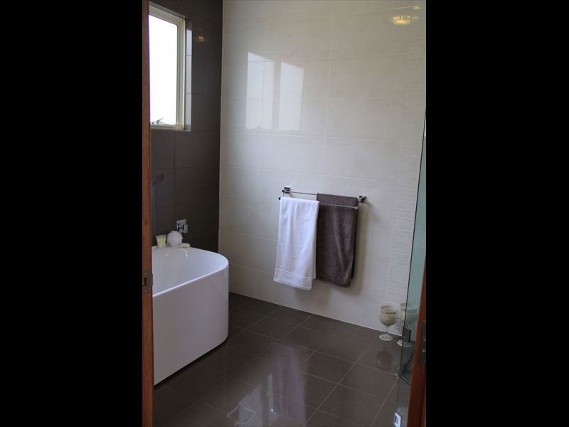 8A Heysen Crescent, West Lakes Shore SA 5020