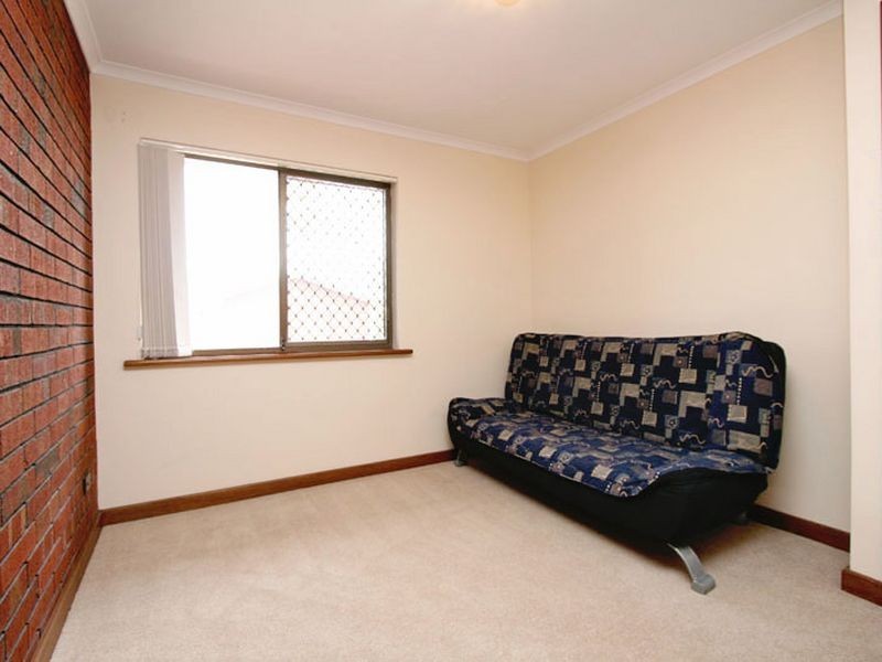 31 Brebner Drive, West Lakes SA 5021