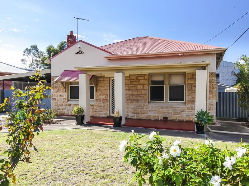 8 Carlton Crescent, Woodville North SA 5012