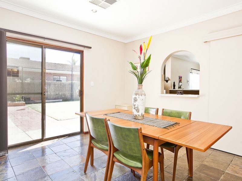 3 Hawaii Court, West Lakes SA 5021