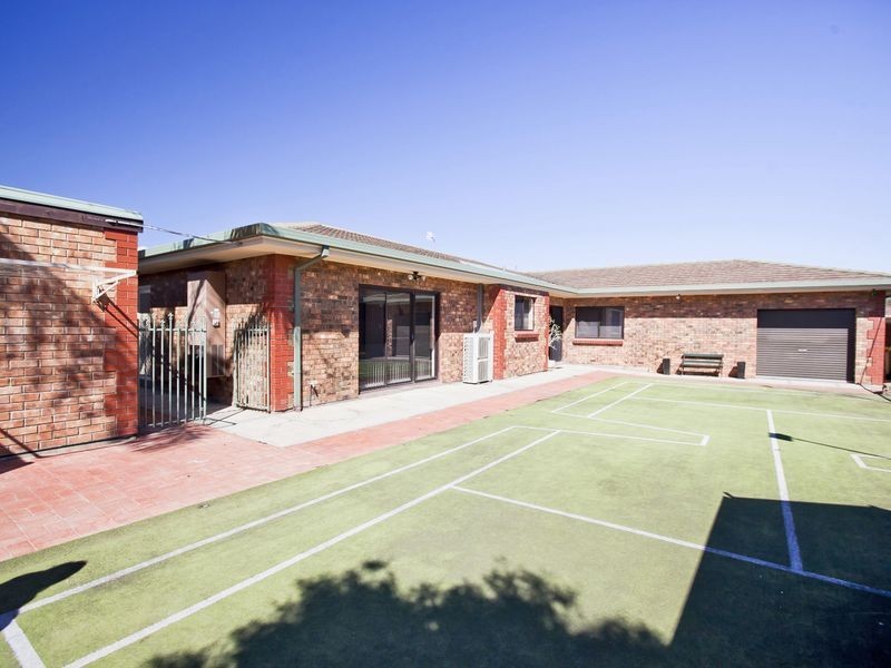 3 Hawaii Court, West Lakes SA 5021