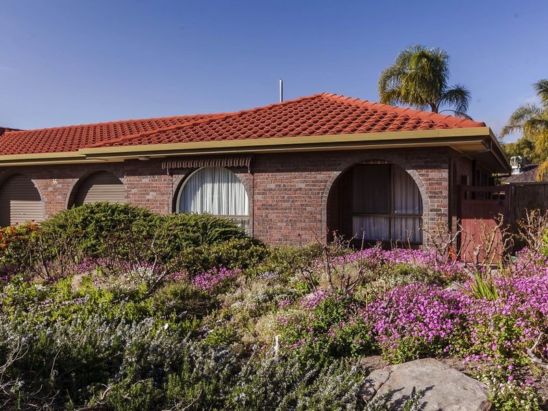 2/36 Lochside Drive, West Lakes SA 5021